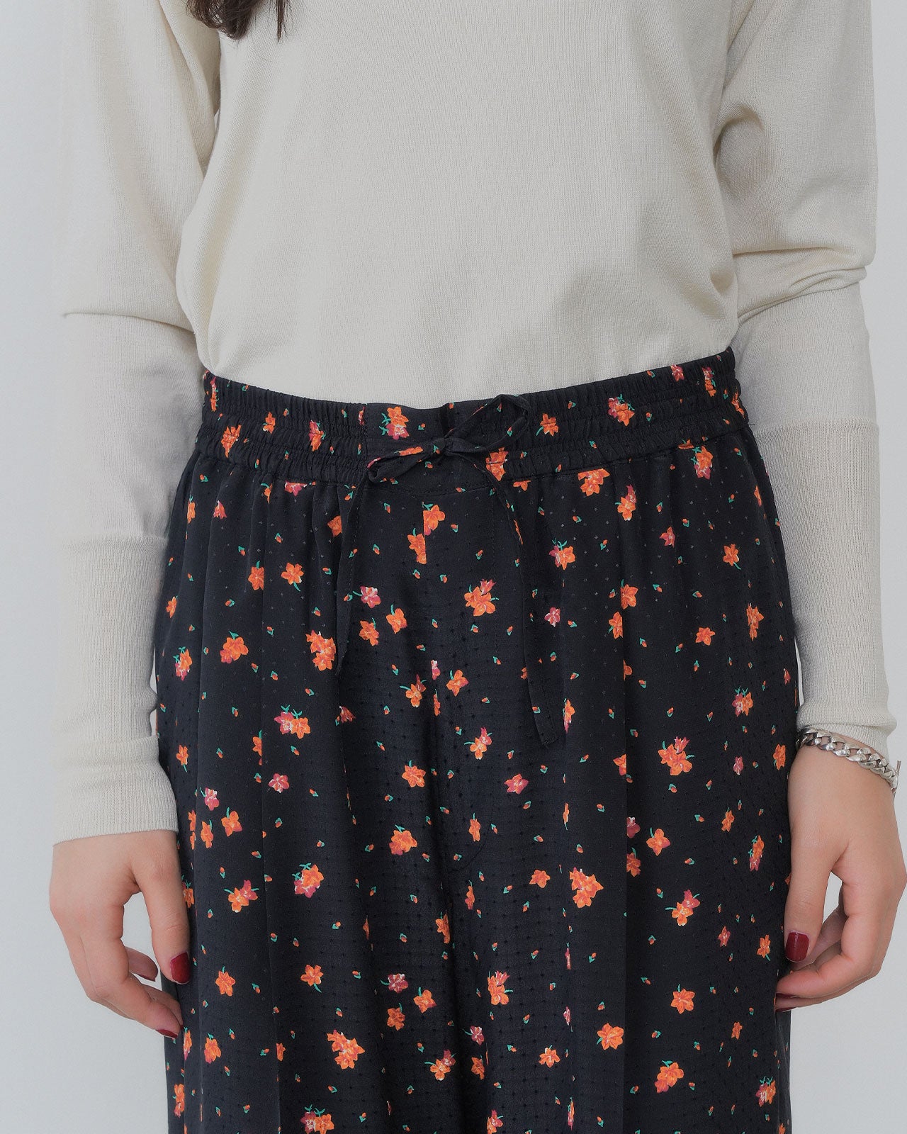 【9月中旬お届け】TINY BLOSSOM PRINTED PANTS