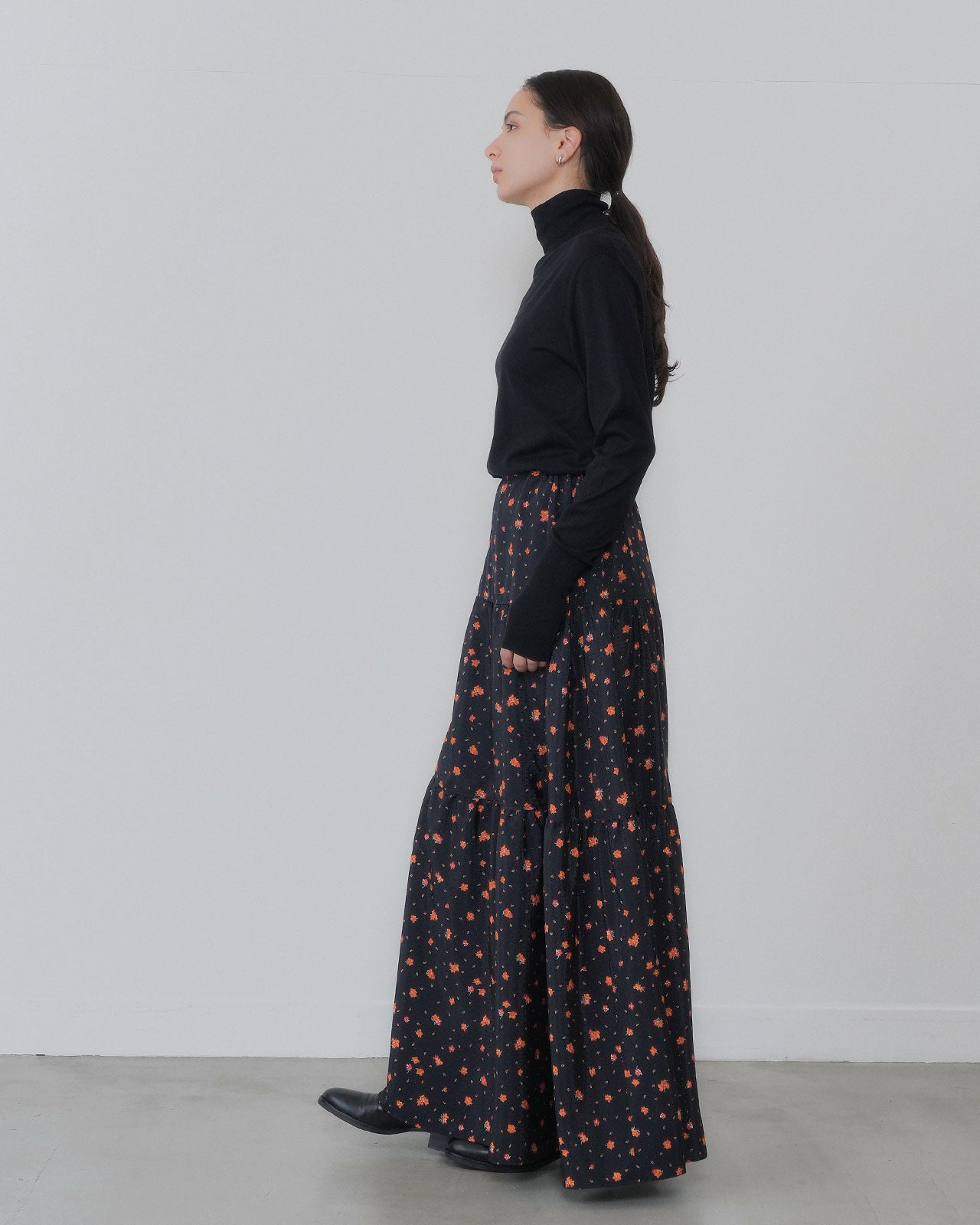 【9月中旬お届け】TINY BLOSSOM PRINTED SKIRT