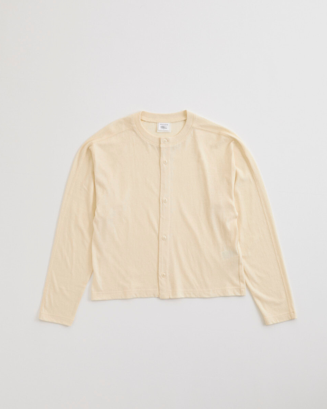 即日発送　新品タグ付　Flow High Neck Cardigan 白 HIGH－NECK CARDIGAN（300GA270