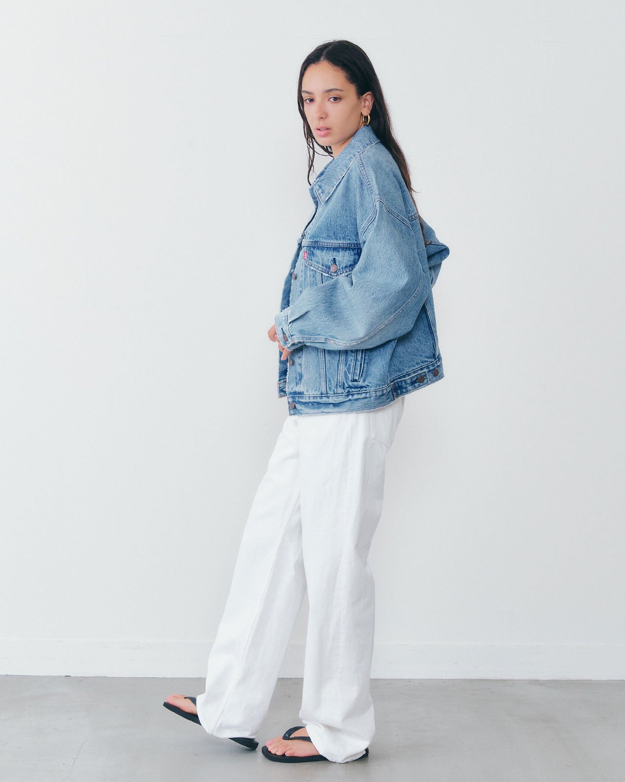 【8月下旬お届け】 Levi's TRUCKER JACKET