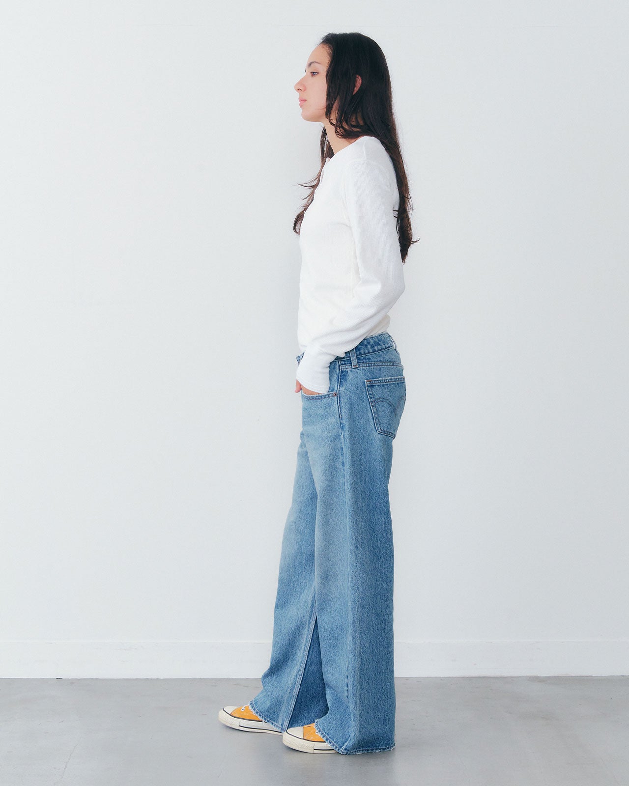 【8月下旬お届け】Levi’s LOW LOOSE DENIM