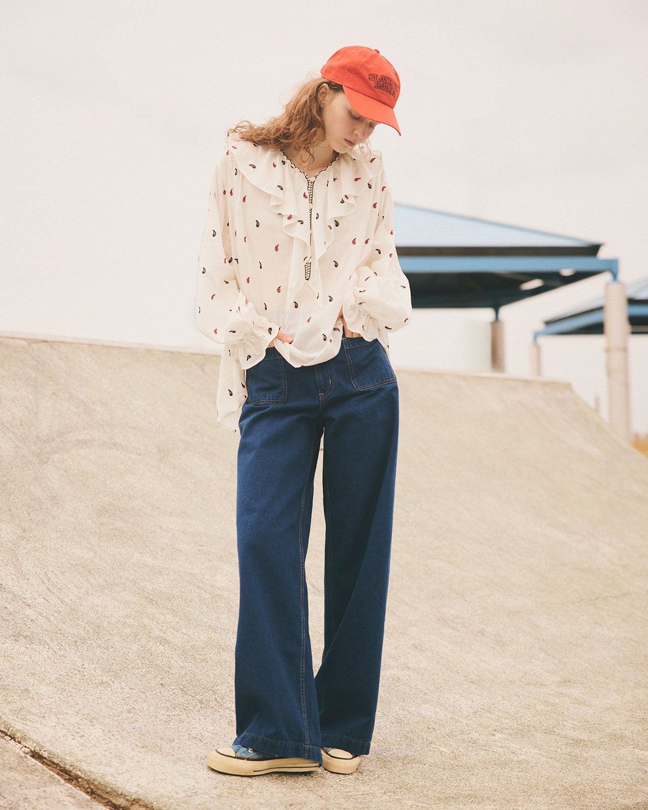 【4月上旬お届け】PAISLEY EMBROIDERED BLOUSE