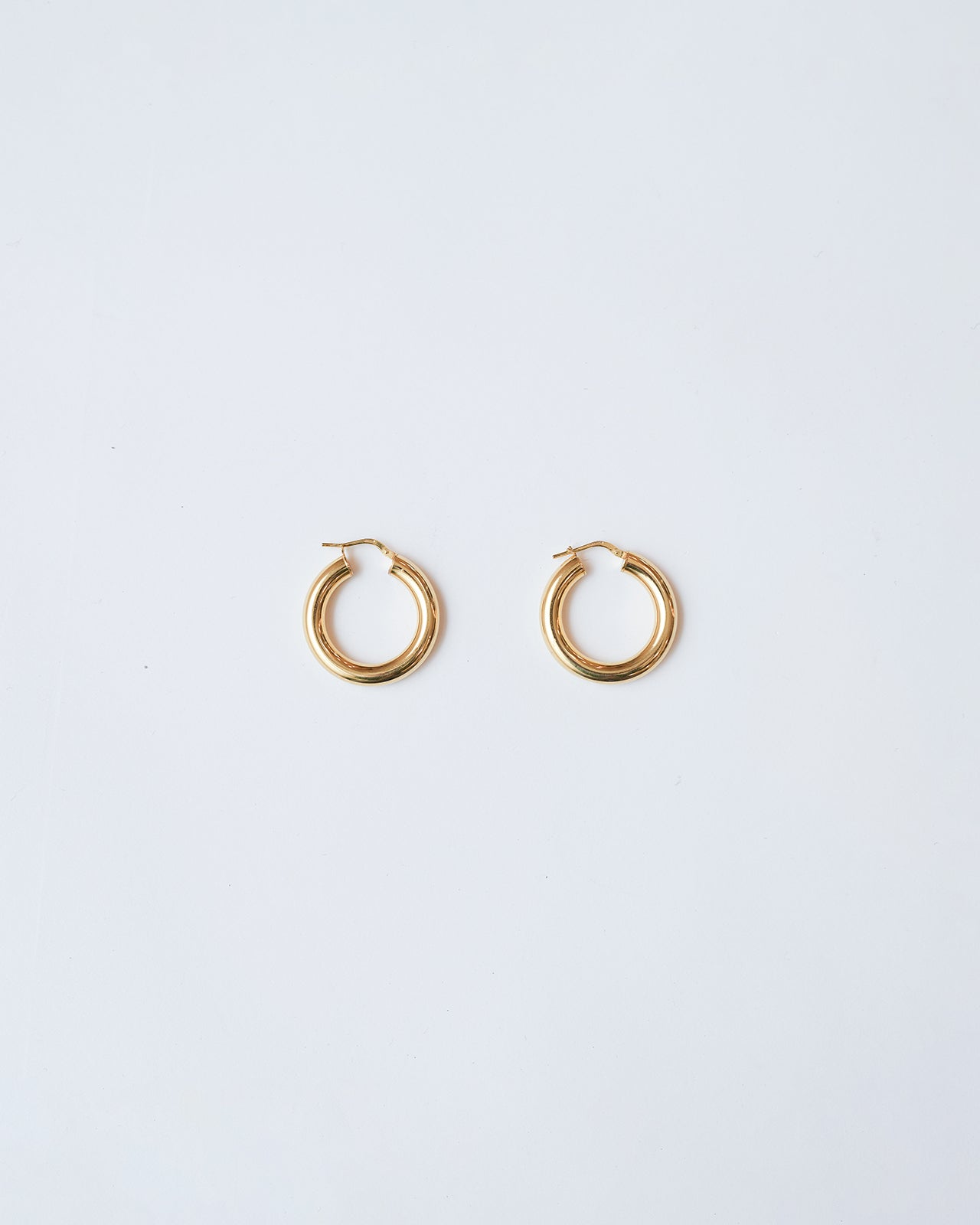 【7月上旬お届け】ESSENTIAL HOOP GOLD