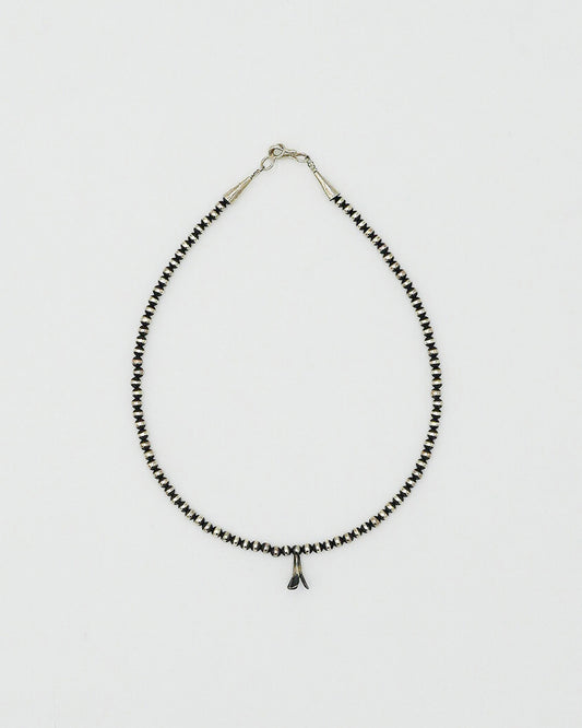 ＜ERICKA NICOLAS BEGAY＞Navajo Pearl with Squash Blossom