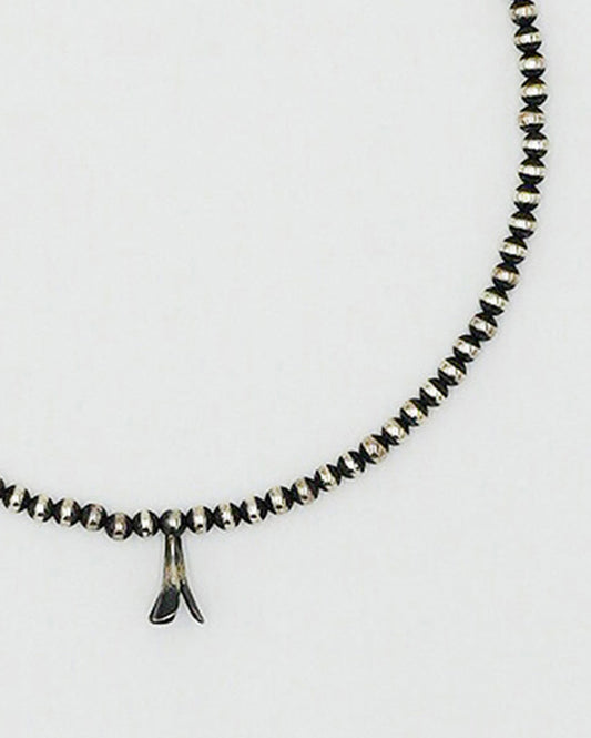 ＜ERICKA NICOLAS BEGAY＞Navajo Pearl with Squash Blossom