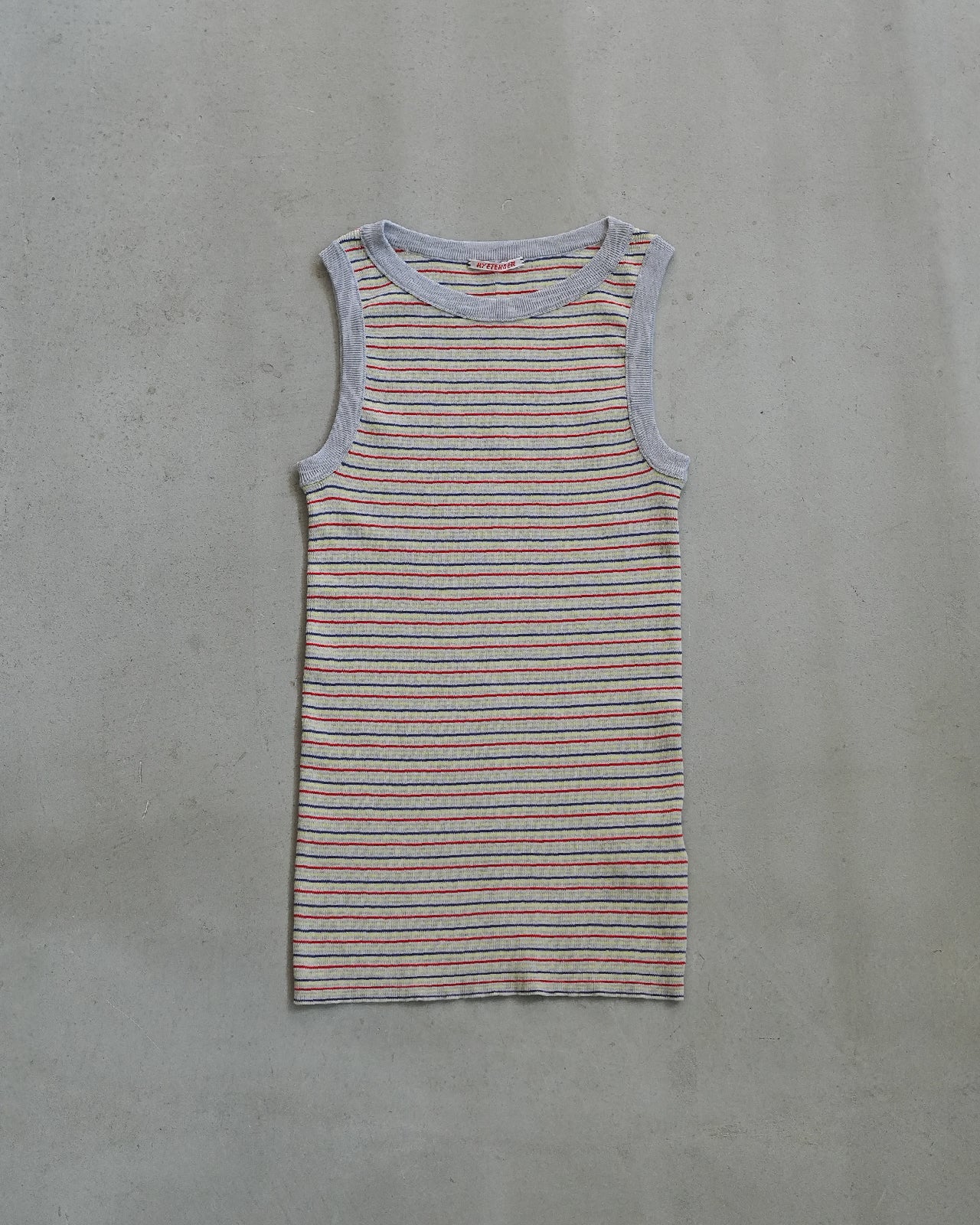 RYE TENDER PEBBLE TANK