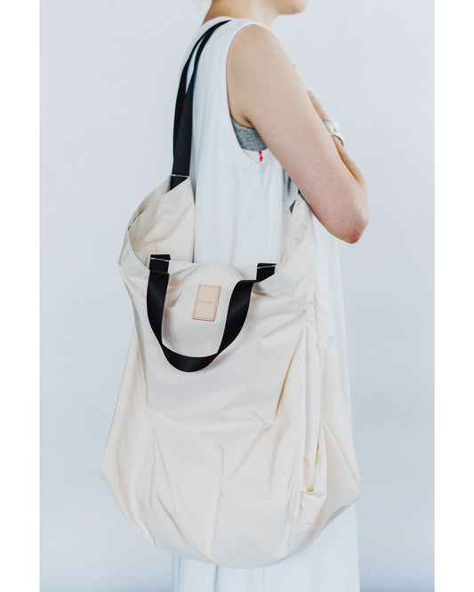 MEYAME LIGHT BIG TOTE