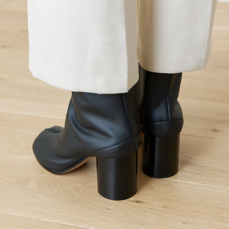 Maison Margiela PARIS tabi boots