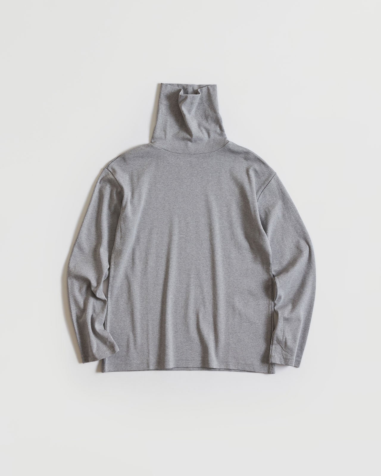 takes. FRAISE HIGHNECK PULLOVER