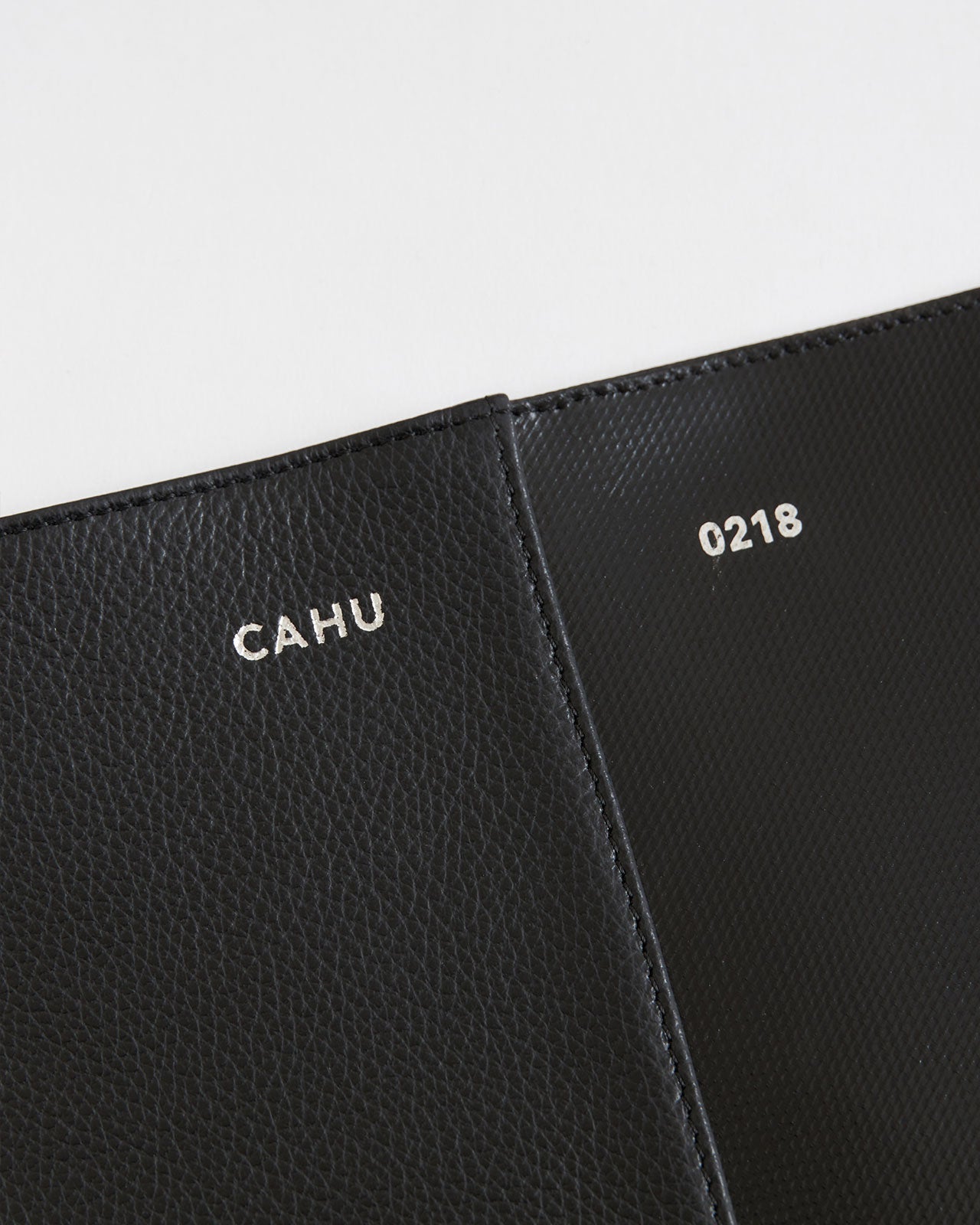 CAHU EXCLUSIVE TOTE