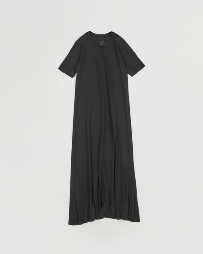 takes. Short Sleeve Dress