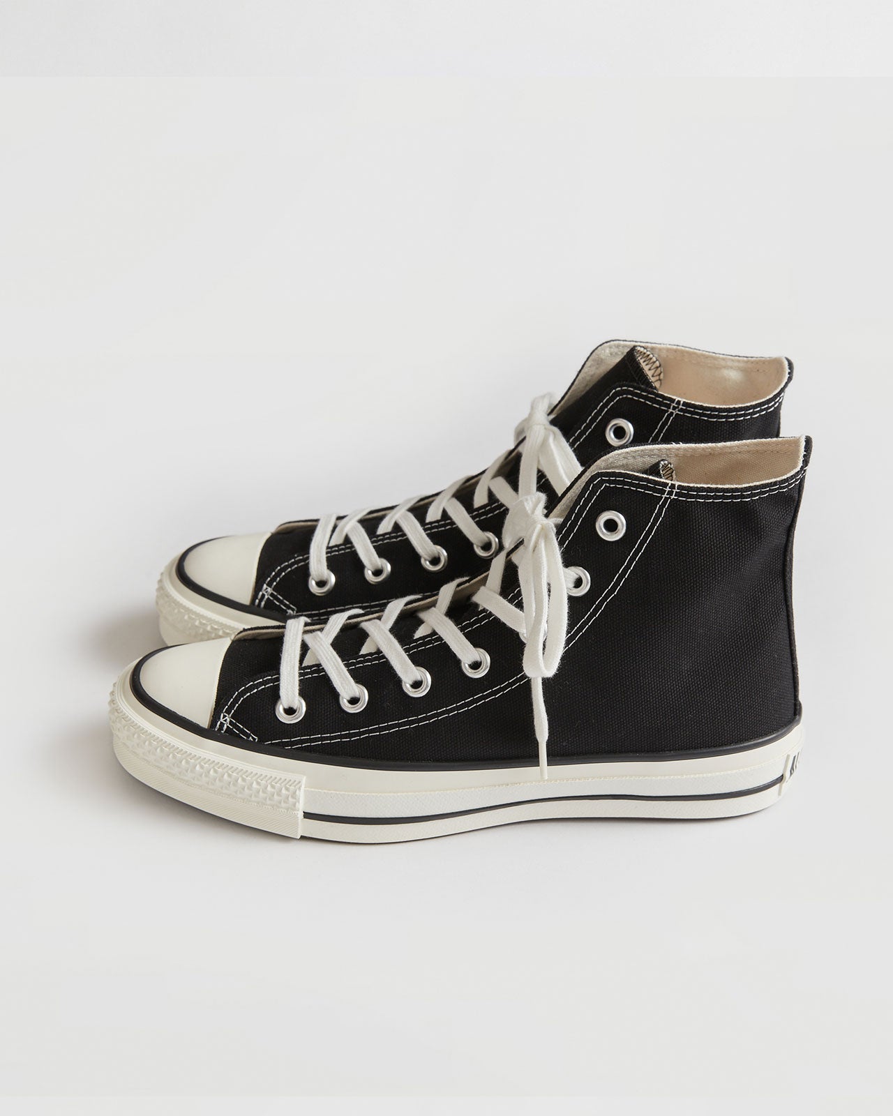 CONVERSE  CANVAS ALL STAR J HI