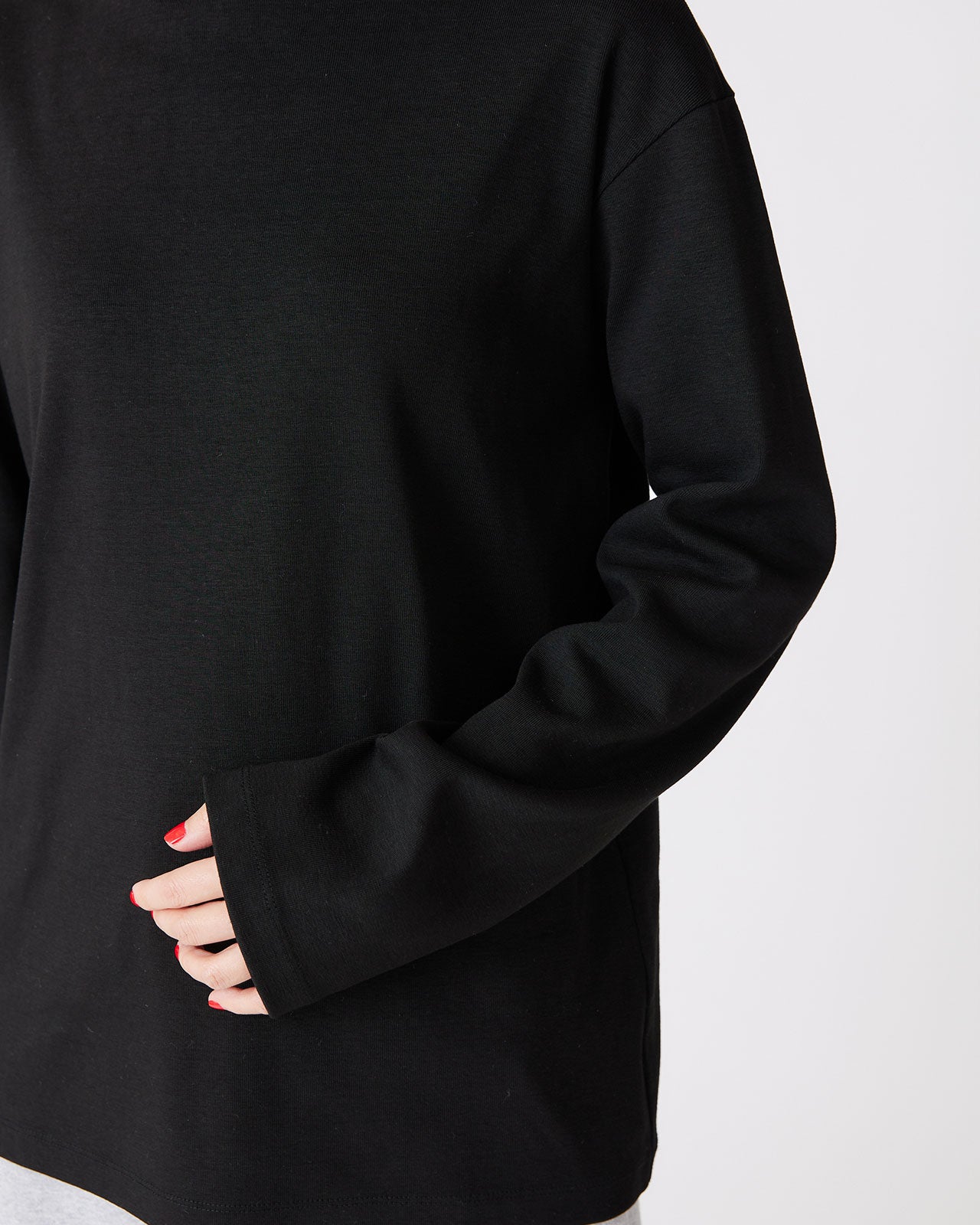 takes. FRAISE HIGHNECK PULLOVER