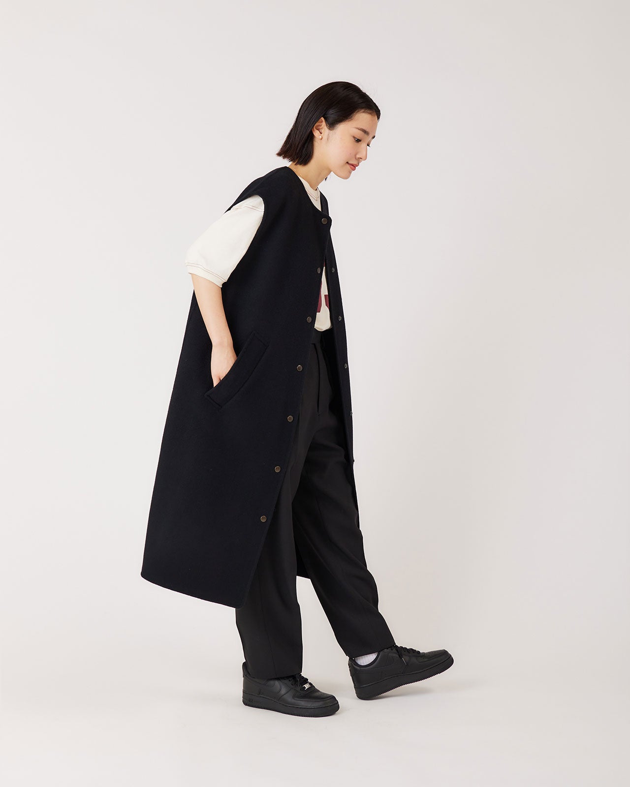 SLEEVELESS COAT – Shinzone