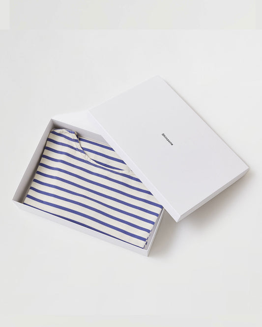 APPAREL BOX